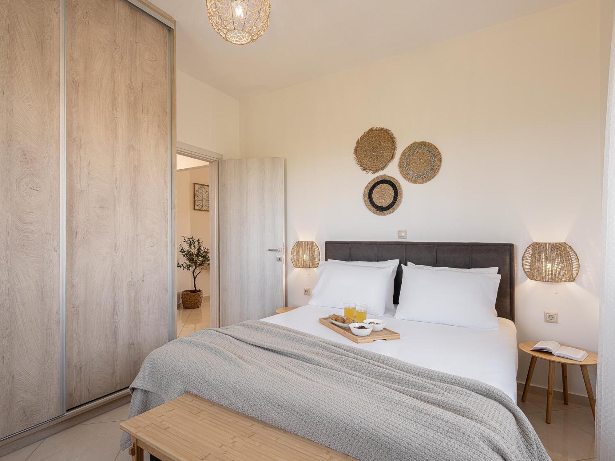 Sol Luxury Apartment - Close To The Beach With A Private Mini Pool Chrissi Akti Chania Exterior foto