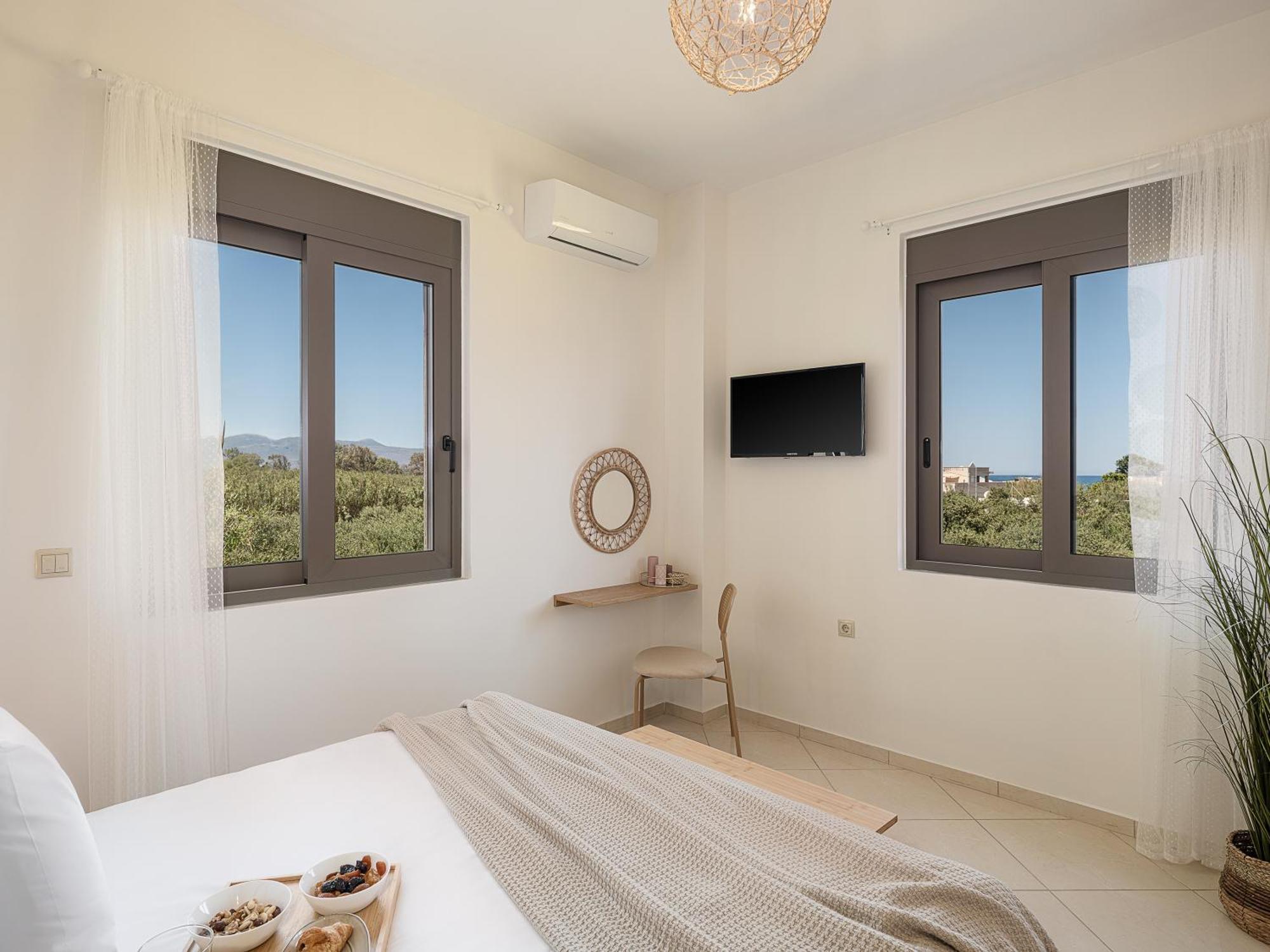 Sol Luxury Apartment - Close To The Beach With A Private Mini Pool Chrissi Akti Chania Exterior foto